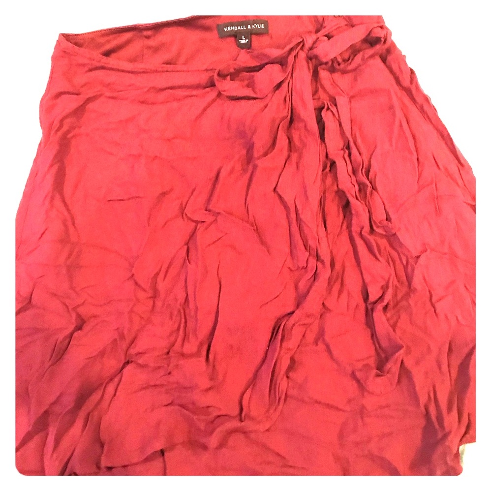Kendall&Kylie wrap skirt